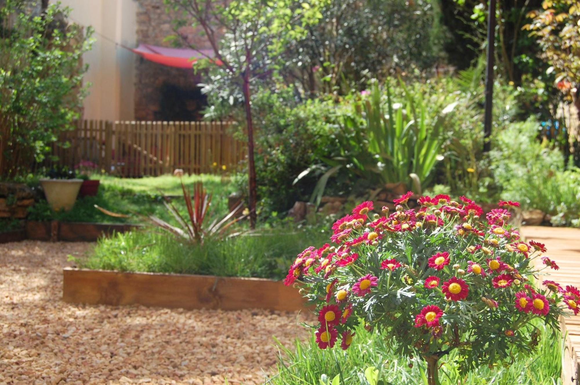 La Bucolique, Chambres Et Jardin D'Hotes Sabran Buitenkant foto