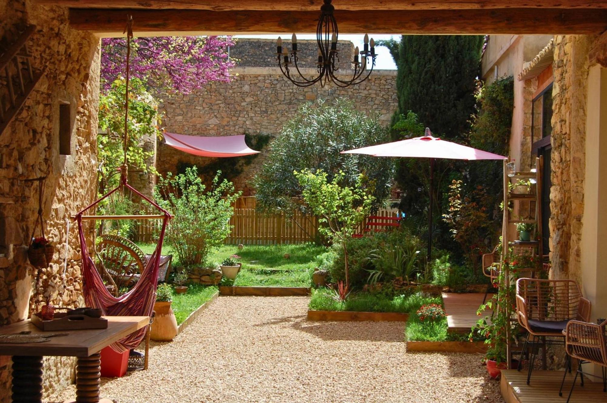 La Bucolique, Chambres Et Jardin D'Hotes Sabran Buitenkant foto