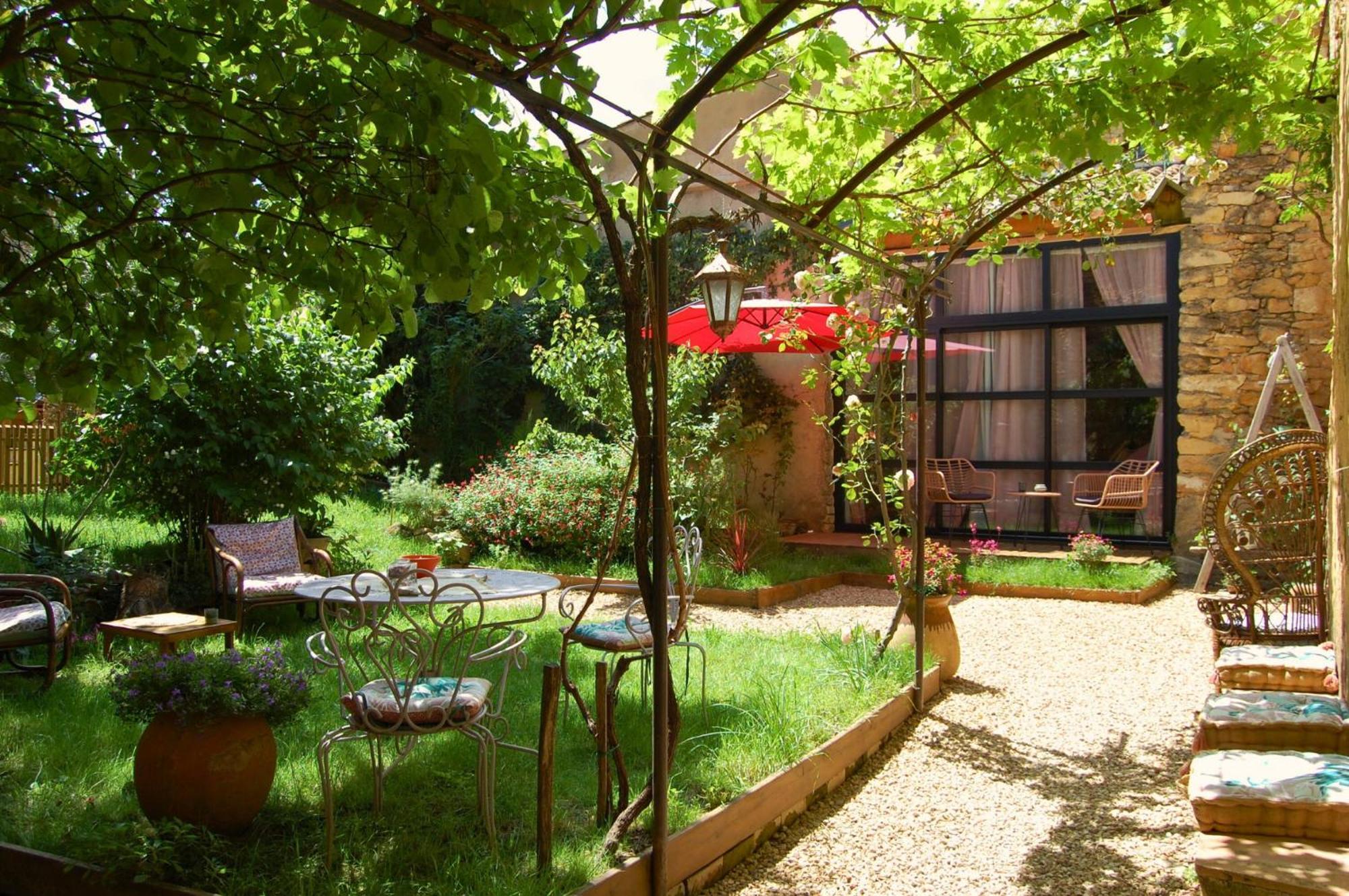 La Bucolique, Chambres Et Jardin D'Hotes Sabran Buitenkant foto